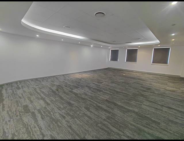 2,415M² OFFICE TO LET IN BRYANSTON